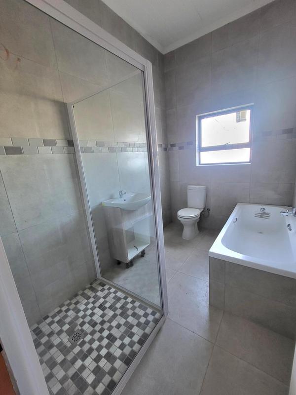 3 Bedroom Property for Sale in Laaiplek Western Cape